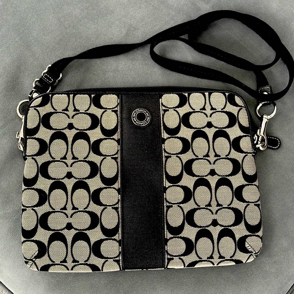 Coach iPad/tablet holder/case with shoulder strap